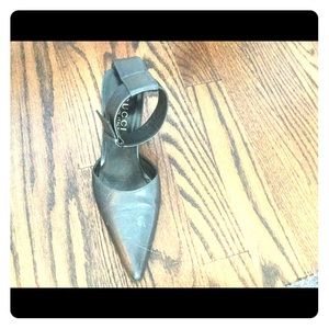 Strappy Gucci Leather Pewter Shoes
